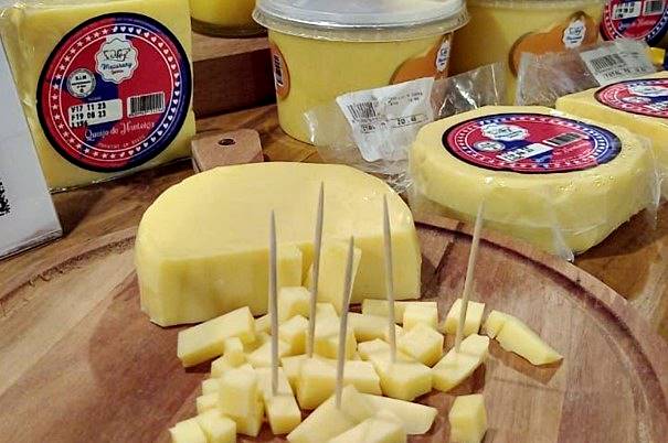 Queijo manteiga de Parintins premiado no Mondial du Fromage 2025, na França