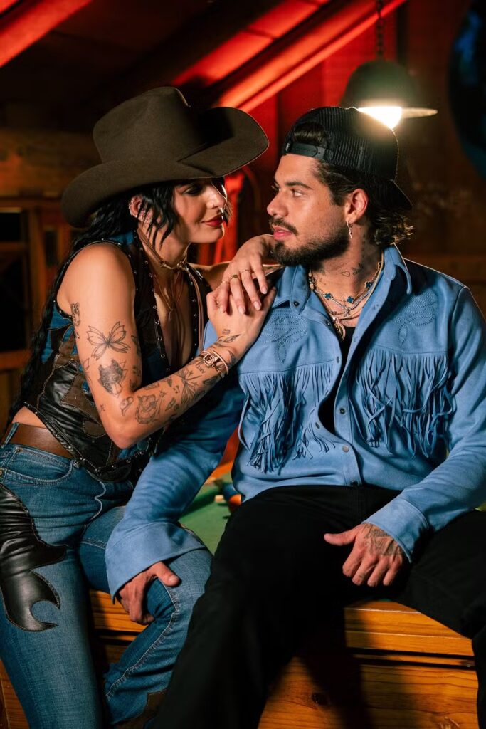 Ana Castela e Zé Felipe em registro divulgado nas redes sociais; cantores anunciaram fim do namoro