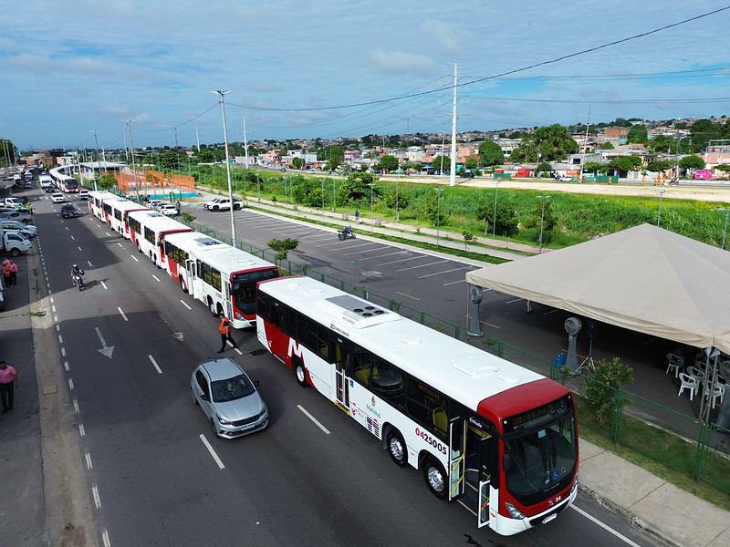 Ônibus do transporte coletivo de Manaus após anúncio de redução do vale-transporte para R$ 5