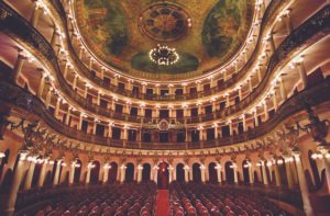 Vista interna do Teatro Amazonas, em Manaus, reconhecido pela Unesco como Patrimônio Mundial da Humanidade.
