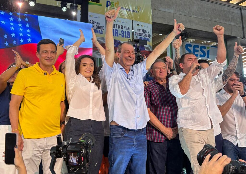 Sidney Leite participa da convenção de PSD, MDB e Republicanos que oficializou sua candidatura à reeleição para deputado federal, ao lado de Omar Aziz, Alessandra Campelo e Eduardo Braga.