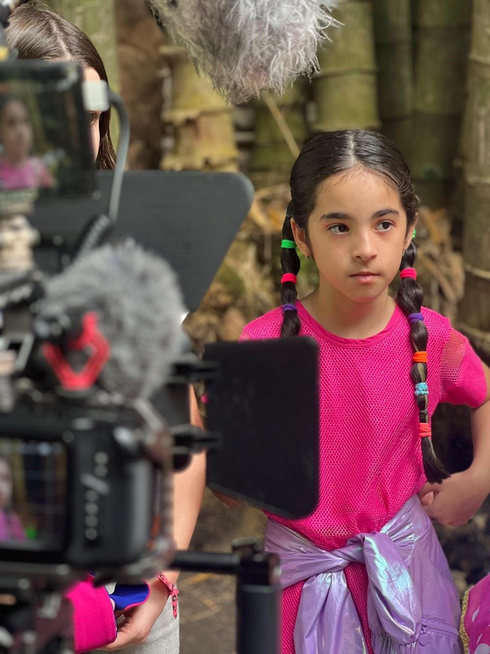 Atriz mirim amazonense Maria Clara durante gravação de produção audiovisual