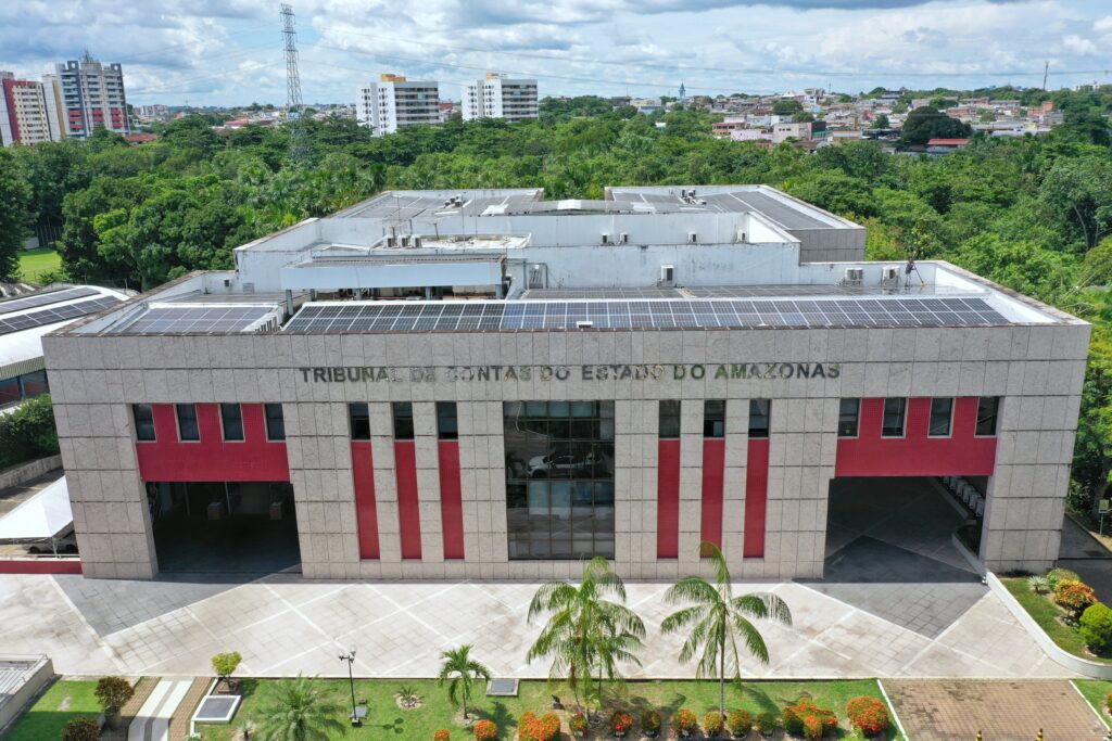 Fachada do Tribunal de Contas do Estado do Amazonas (TCE-AM), em Manaus.