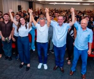 Omar Aziz participa de encontro com trabalhadores do Distrito Industrial em Manaus para apresentar propostas voltadas à geração de empregos e fortalecimento da Zona Franca.