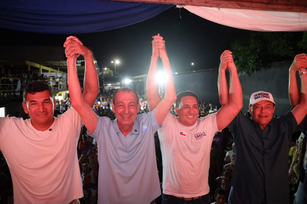 Omar Aziz participa de encontro com moradores e lideranças em Borba, onde apresentou propostas para fortalecer o desenvolvimento do município.