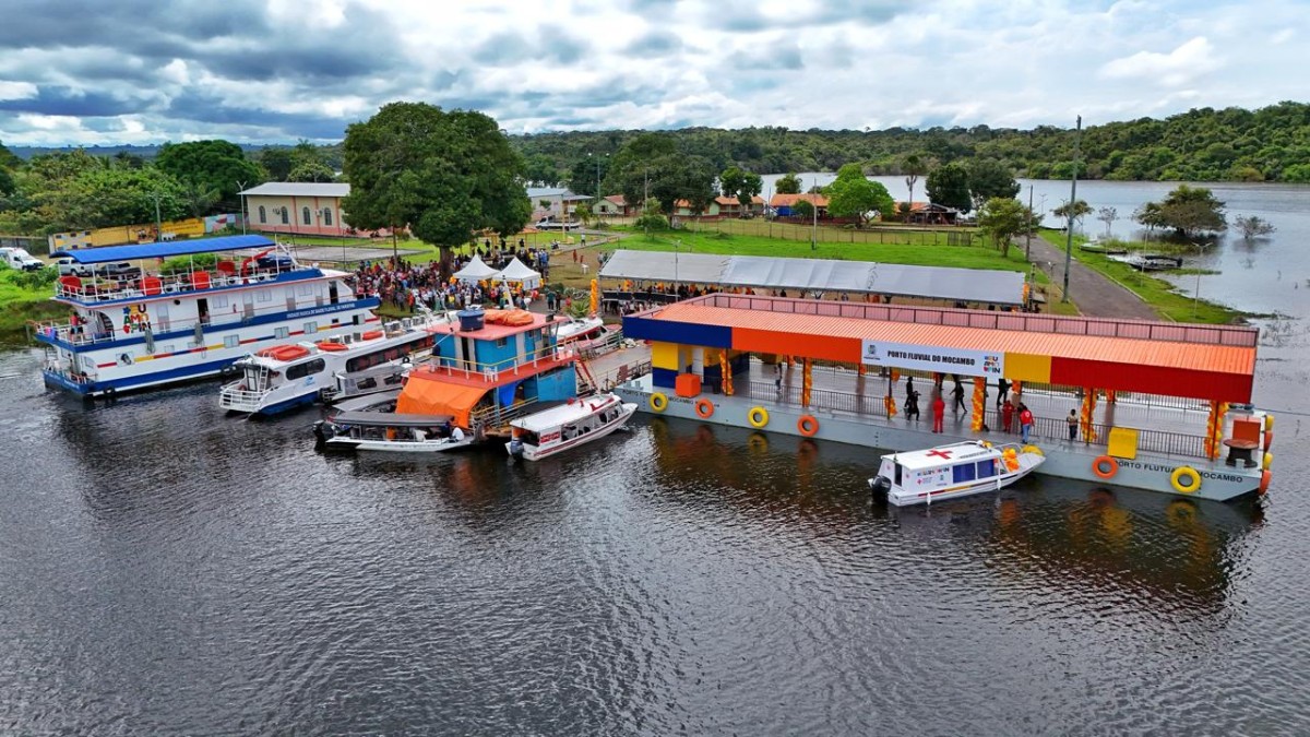Porto Fluvial do Mocambo do Arari recebe embarcações para o Festival Folclórico em Parintins.