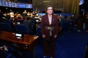 Presidente do TCE-AM, Yara Amazônia Lins, durante cerimônia no Congresso Nacional, em Brasília.