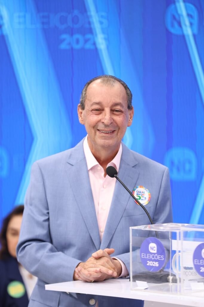 Omar Aziz durante debate eleitoral da TV Norte Amazonas em 2026